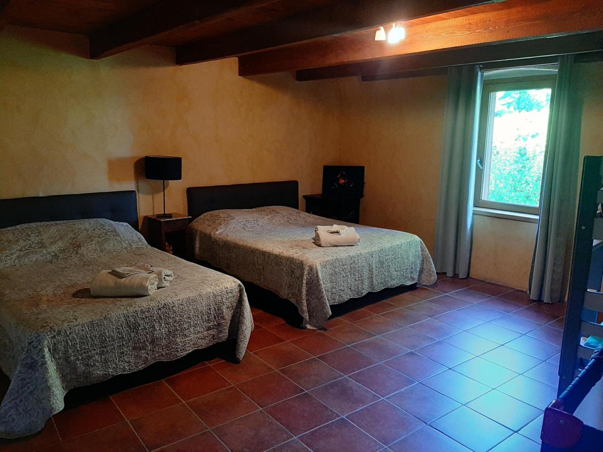 Domaine De Cousignac Bed & Breakfast Bourg-Saint-Andeol Exterior photo